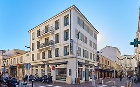 Hotel des Congrès et Festivals